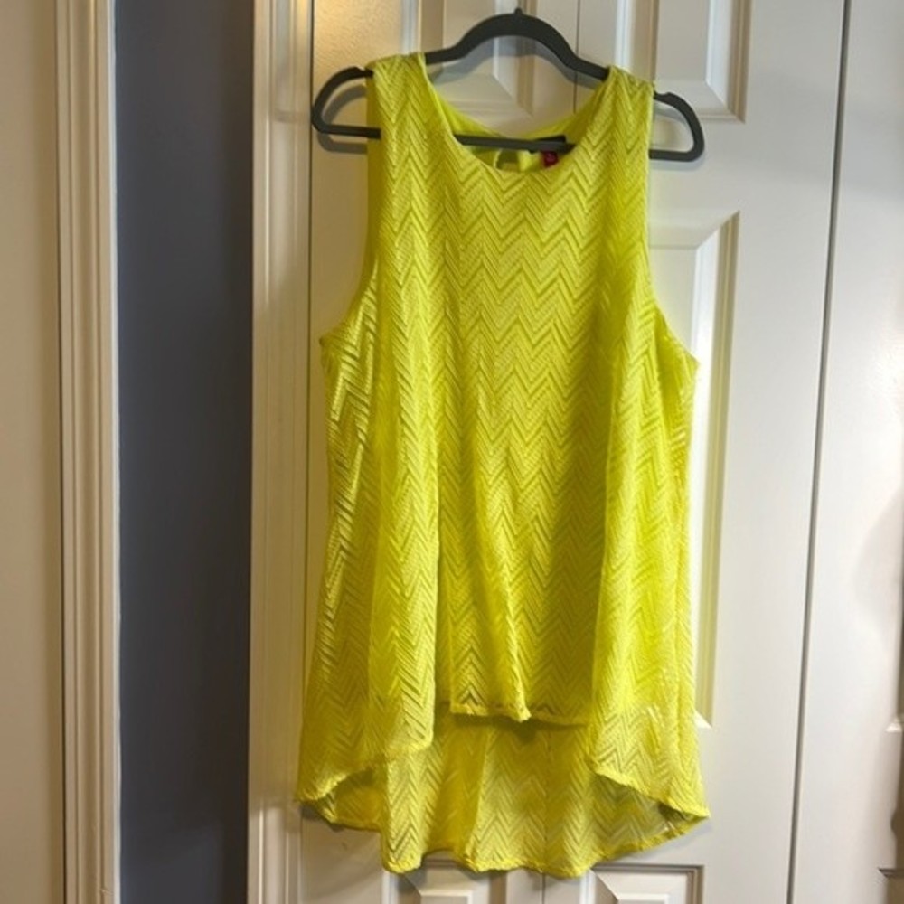 NWOT Vince Camuto Neon Yellow/Green Chevron Lace Tank Blouse Tunic Size XL